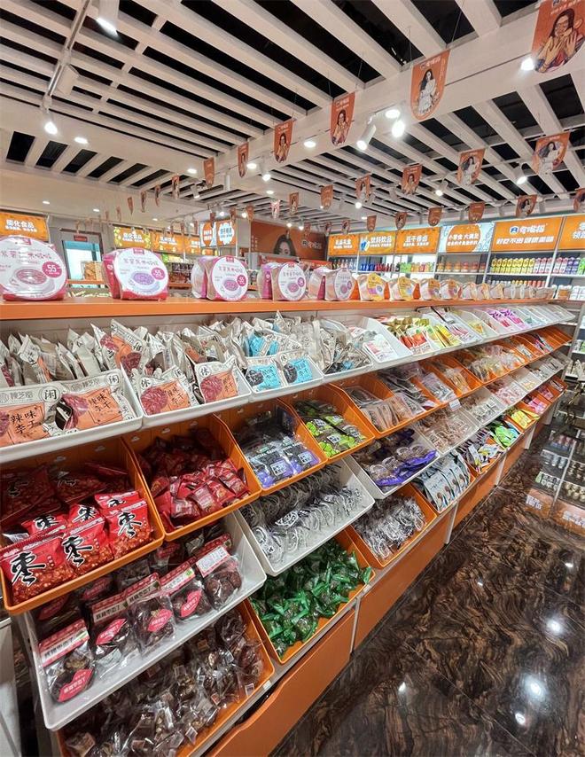 军突起成为搅动行业格局的新锐力量AG真人app零嘴福以高性价比异(图3)